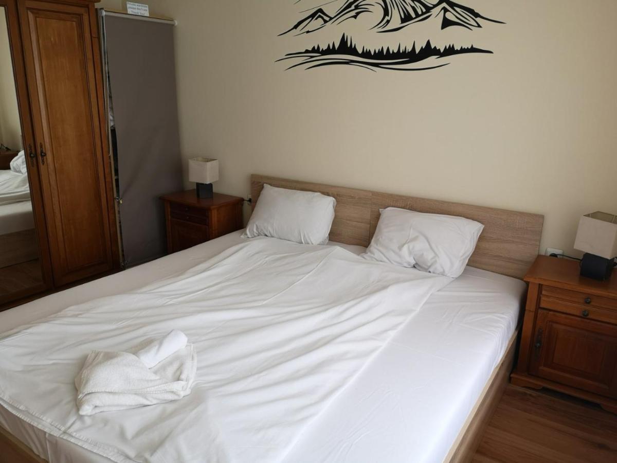 Pine Tree Apartment D34 Банско Екстериор снимка