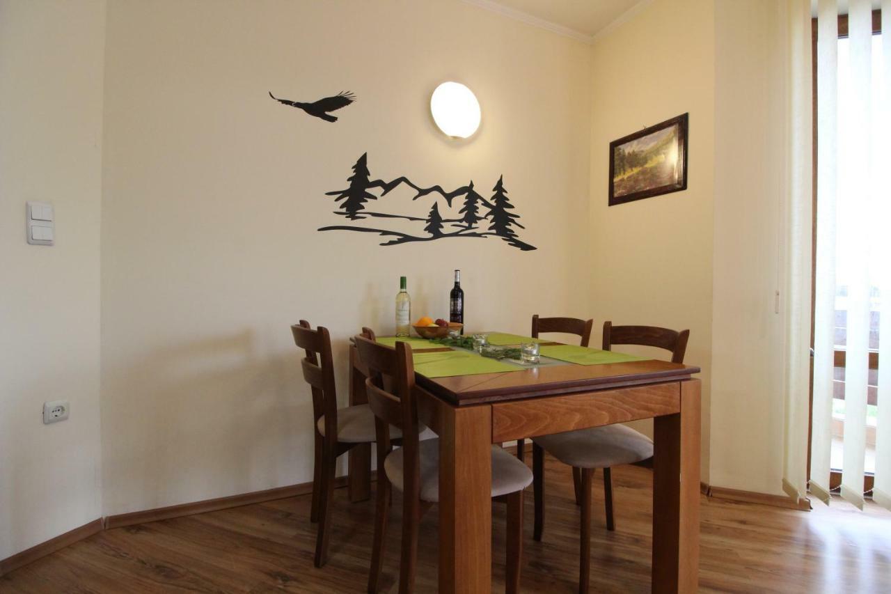 Pine Tree Apartment D34 Банско Екстериор снимка
